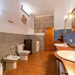 Blanquitos Amazing With 3,000 M2 Of Land Granadilla De Abona