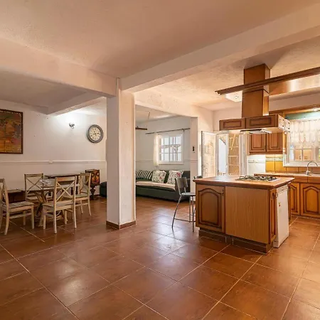Blanquitos Amazing With 3,000 M2 Of Land Holiday home Granadilla De Abona
