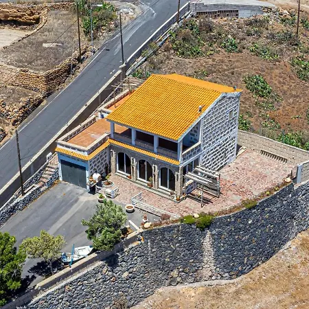 Сasa de vacaciones Blanquitos Amazing With 3,000 M2 Of Land Granadilla De Abona