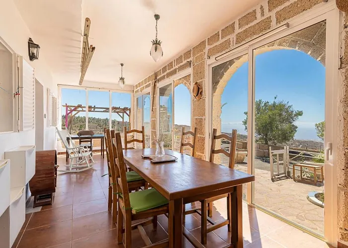 Сasa de vacaciones Blanquitos Amazing With 3,000 M2 Of Land