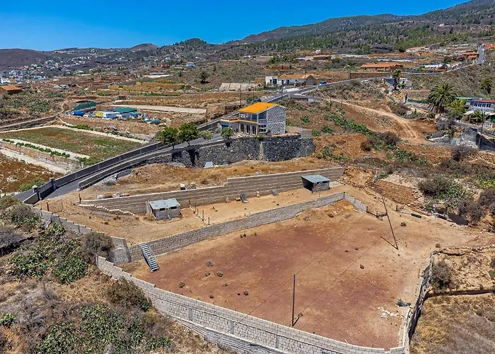 Blanquitos Amazing With 3,000 M2 Of Land *