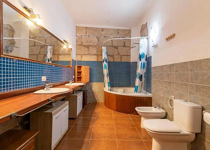 Blanquitos Amazing With 3,000 M2 Of Land * Granadilla De Abona