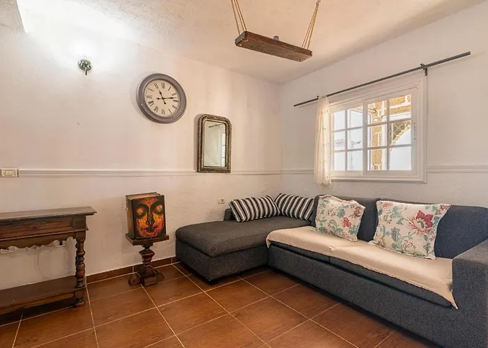 Blanquitos Amazing With 3,000 M2 Of Land Semesterbostad Granadilla De Abona