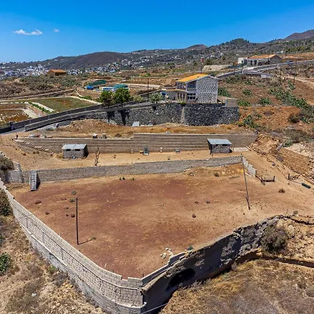 Blanquitos Amazing With 3,000 M2 Of Land * Granadilla De Abona